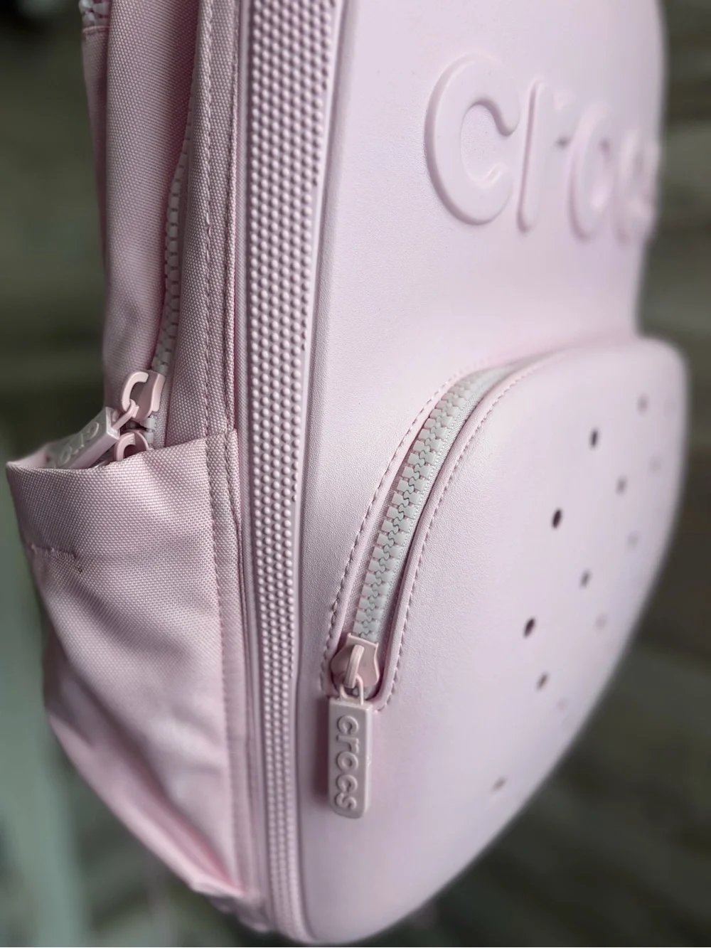 CROCS  backpack in Pink Milk Color